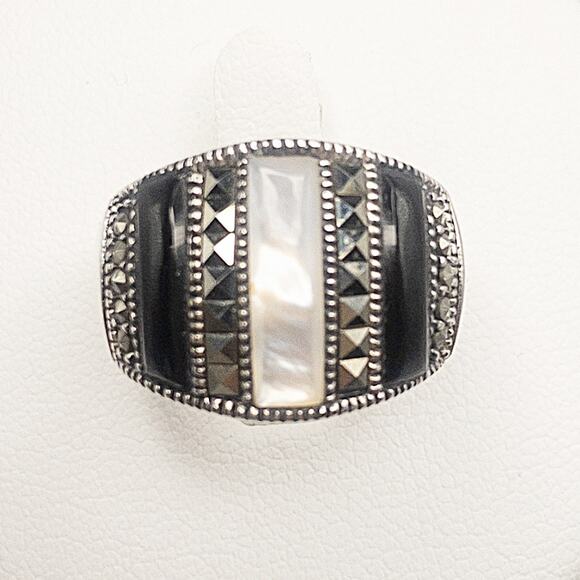 Sterling Silver Marcasite Onyx Mother of Pearl Statement Ring Size 7 - Picture 11 of 14